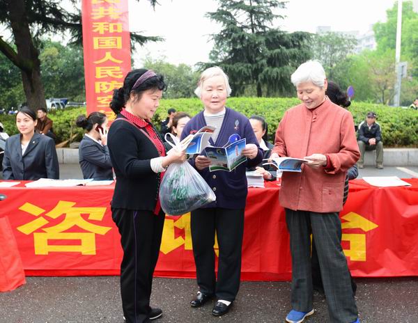 湖南鴻舜人防工程有限公司,益陽生產(chǎn)安裝人防工程防護防化設備